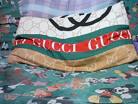 Ella marie14 online show from 11/23/25, 07:19