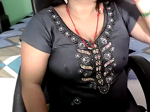 BABITA KUMARII online show from 09/26/25, 04:22