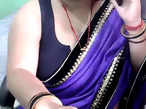 BABITA KUMARII online show from 04/24/26, 04:53