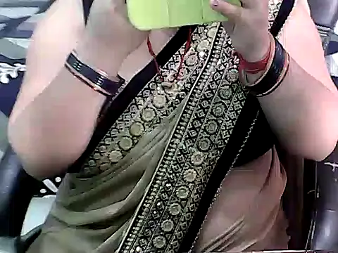 BABITA KUMARII online show from 04/26/26, 05:21