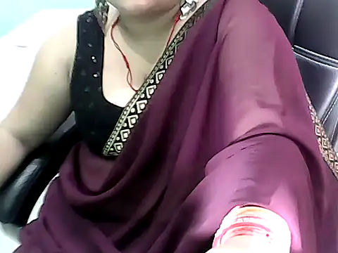 BABITA KUMARII online show from 05/11/26, 05:43