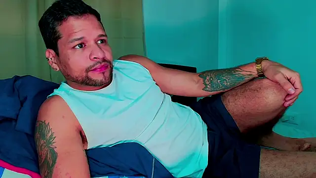 Snapshot of LucasGaeel chatting on 11/13/25, 11:20 LucasGaeel online show from 11/13/25, 11:20