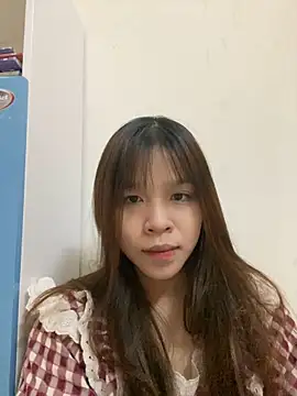 Snapshot of Hanaa07_ chatting on 10/15/25, 12:33 Hanaa07 online show from 10/15/25, 12:33