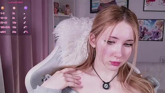 Snapshot of LiraKink chatting on 03/10/26, 04:17 LiraKink online show from 03/10/26, 04:17