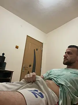 Snapshot of sexyman1936 chatting on 02/08/26, 09:51 sexyman1936 online show from 02/08/26, 09:51