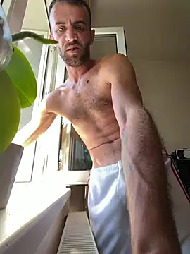 Snapshot of sexyman1936 chatting on 06/25/26, 05:23 sexyman1936 online show from 06/25/26, 05:23