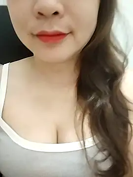 Girl Shy2000 online show from 04/29/26, 09:54