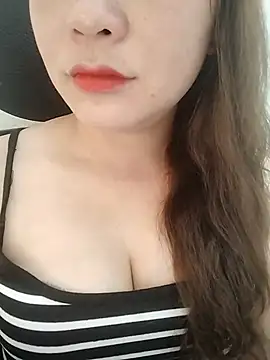 Girl Shy2000 online show from 05/05/26, 03:58
