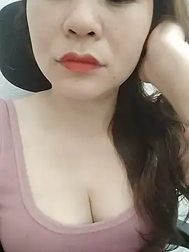 Girl Shy2000 online show from 05/12/26, 11:18