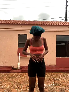 Caramel102004 online show from 12/19/25, 08:43