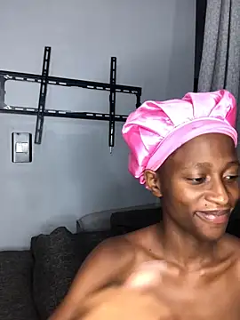 Snapshot of Caramel102004 chatting on 02/10/26, 11:31 Caramel102004 online show from 02/10/26, 11:31