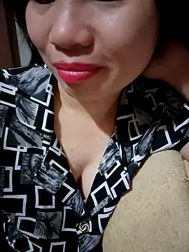 Meoweo 23 online show from 12/02/25, 08:37