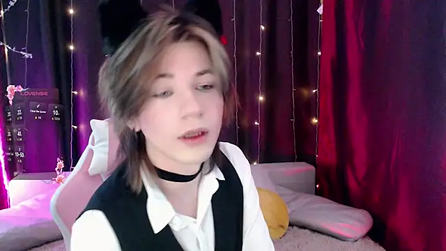 Snapshot of evan_reinhart chatting on 01/11/26, 10:59 evan reinhart online show from 01/11/26, 10:59