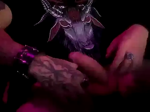 Snapshot of Sinner___ chatting on 10/25/25, 12:40 Sinner online show from 10/25/25, 12:40