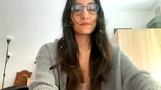 Snapshot of EvaJetty chatting on 11/01/25, 01:13 EvaJetty online show from 11/01/25, 01:13