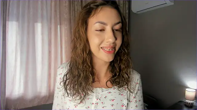 KeilaJeschon online show from 09/28/25, 05:02