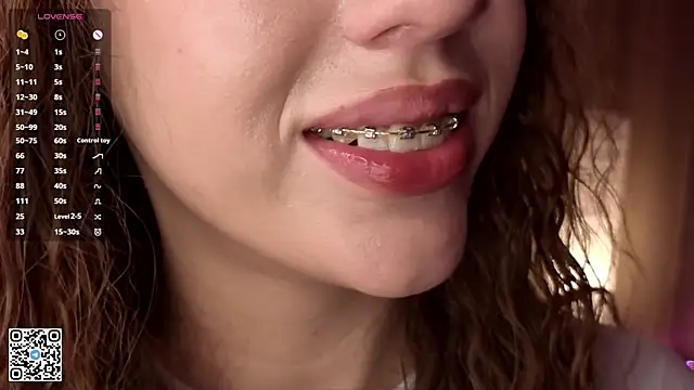 KeilaJeschon online show from 11/30/25, 04:05