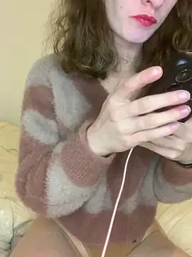 Snapshot of june_cat chatting on 02/18/26, 06:59 june cat online show from 02/18/26, 06:59