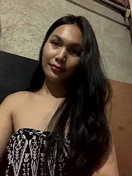 Snapshot of FelicityLincoln chatting on 11/10/25, 02:05 FelicityLincoln online show from 11/10/25, 02:05