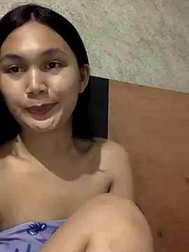 Snapshot of FelicityLincoln chatting on 11/24/25, 12:49 FelicityLincoln online show from 11/24/25, 12:49