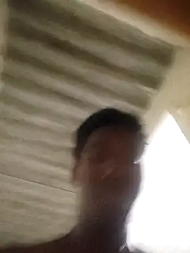 Snapshot of Vitor_alves021 chatting on 09/27/25, 02:27 Vitor alves021 online show from 09/27/25, 02:27