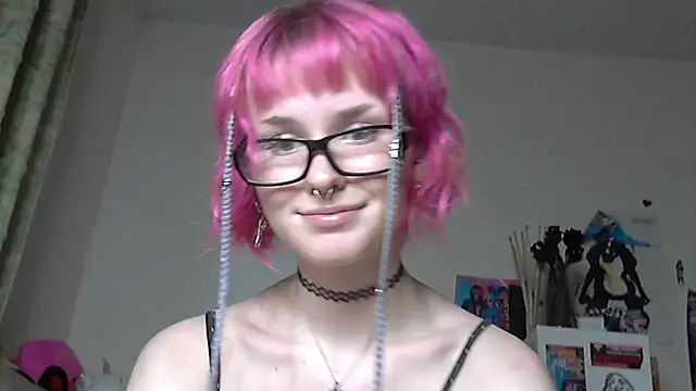 Snapshot of Paradoxy_ chatting on 03/20/26, 09:19 Paradoxy online show from 03/20/26, 09:19