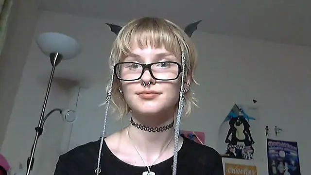 Paradoxy  online show from 06/26/26, 08:13