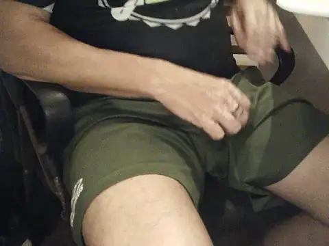 Snapshot of domruanbr chatting on 11/23/25, 11:37 domruanbr online show from 11/23/25, 11:37