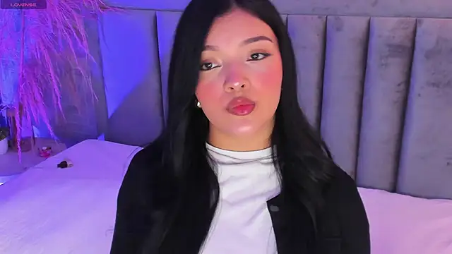 EmmaBlossom online show from 10/03/25, 07:33