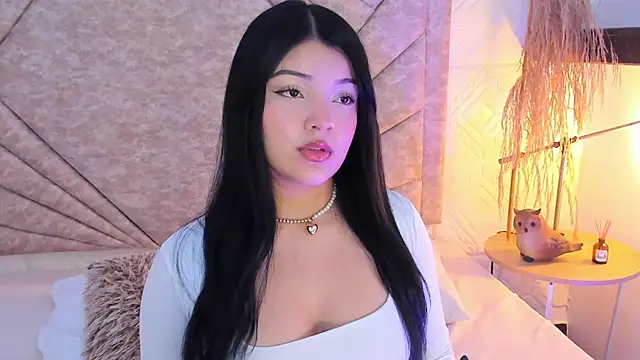 EmmaBlossom online show from 12/18/25, 12:44