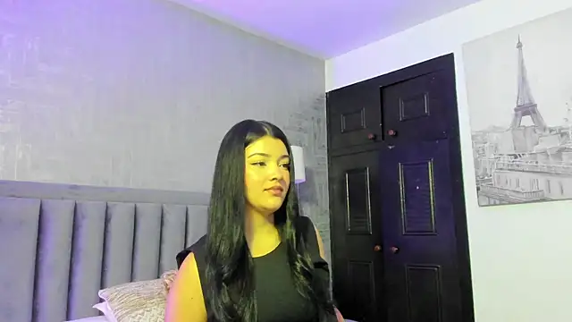 EmmaBlossom online show from 06/22/26, 12:35