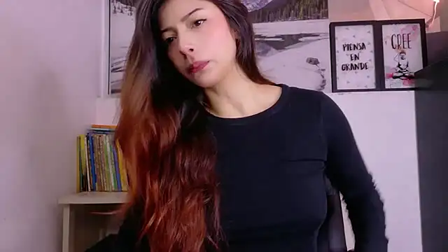 Adrianna5  online show from 04/26/26, 09:40