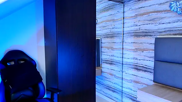 Lovers 21 online show from 11/20/25, 03:50