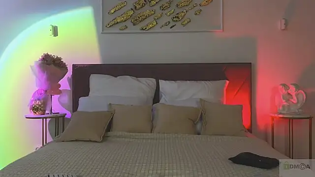 Nicole Broown  online show from 02/06/26, 09:18