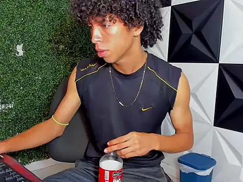 xion ez online show from 10/20/25, 08:09