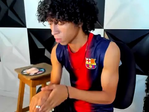 xion ez online show from 10/26/25, 07:42