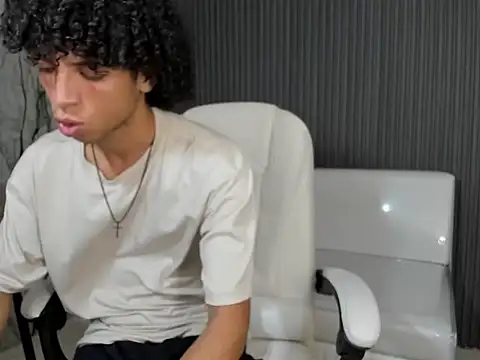 xion ez online show from 11/10/25, 08:30