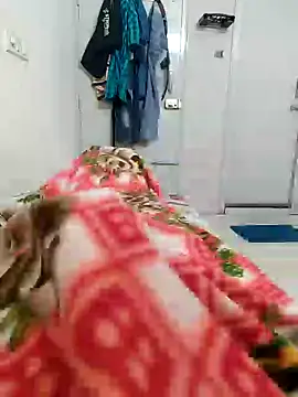 Snapshot of ramboram897 chatting on 11/23/25, 02:17 ramboram897 online show from 11/23/25, 02:17