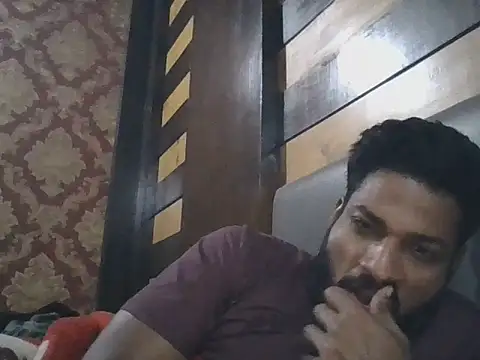 Raw12499 online show from 11/05/25, 04:51