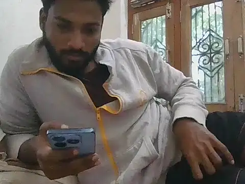 Raw12499 online show from 11/27/25, 04:47