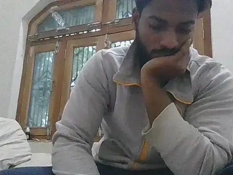 Raw12499 online show from 11/28/25, 04:04