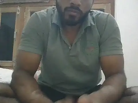 Raw12499 online show from 11/30/25, 05:28