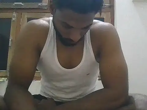 Raw12499 online show from 12/04/25, 04:48