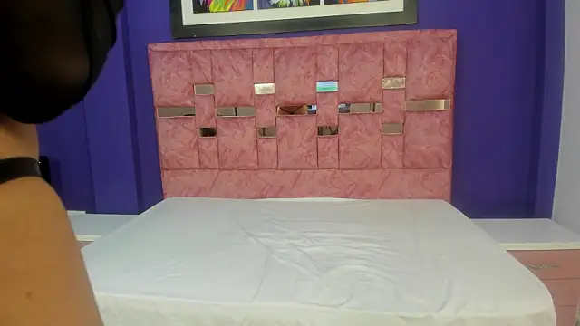 abella lov online show from 11/13/25, 12:15