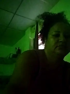 Snapshot of MEYBELLATINA chatting on 03/07/26, 10:51 MEYBELLATINA online show from 03/07/26, 10:51