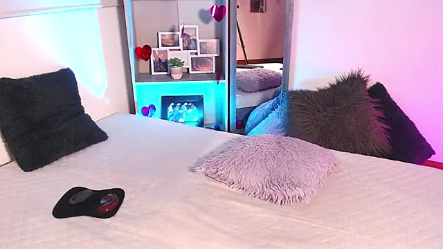 SashaBowei online show from 02/28/26, 03:29