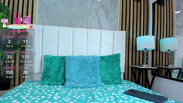 Nyra 18 online show from 11/15/25, 05:31