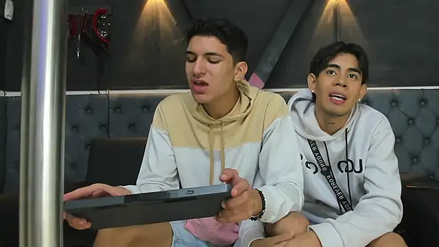 Stiben boy online show from 11/08/25, 04:23