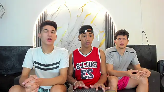 Stiben boy online show from 12/01/25, 12:54