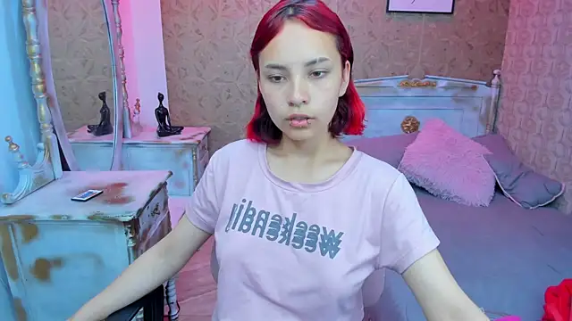 Megane whitte online show from 11/06/25, 07:48